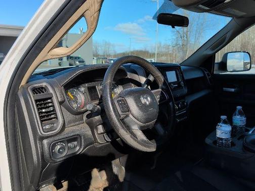 2019 RAM 3500 Tradesman Crew Cab 4x4 8' Box