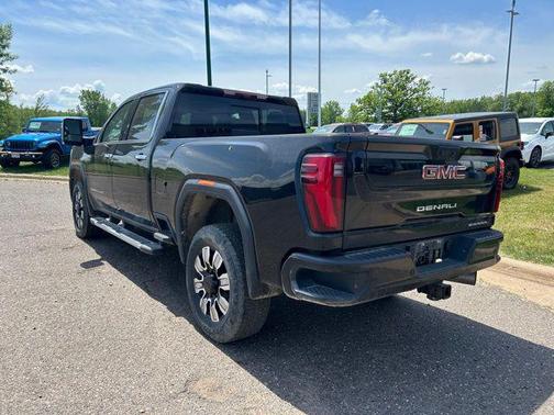 Onyx Black 2024 GMC Sierra 3500 Denali