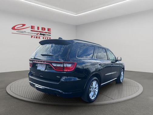 DB Black Clearcoat 2025 Dodge Durango R/T