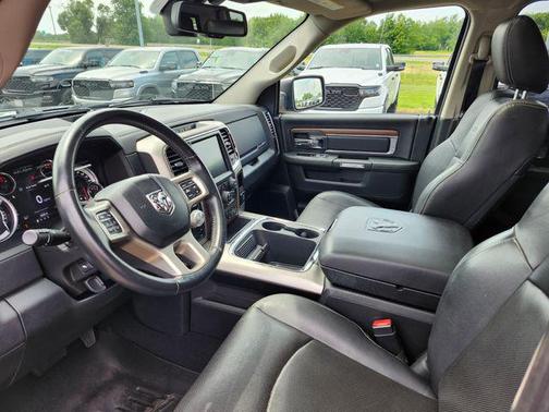 2016 RAM 1500 Laramie
