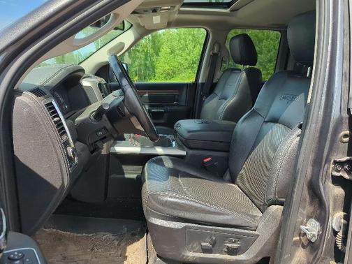 2016 RAM 1500 Laramie