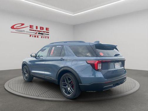 Vapor Blue Metallic 2025 Ford Explorer ST-Line