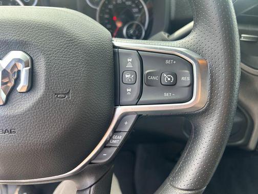 Bright White Clearcoat 2027 RAM 2500 Tradesman
