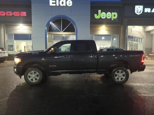 2021 RAM 2500 Big Horn Crew Cab 4x4 6'4' Box