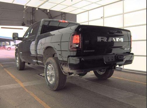 2025 RAM 2500 Big Horn Crew Cab 4x4 6'4' Box