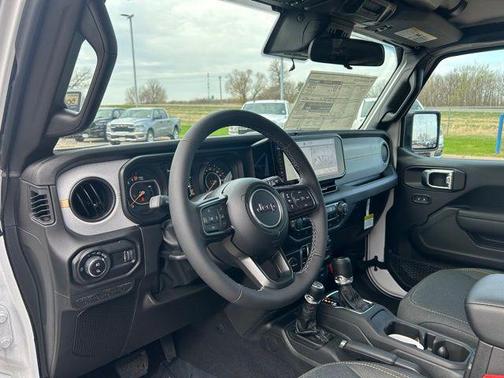 2025 Jeep Gladiator Willys