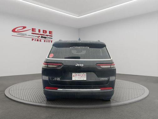 Diamond Black Crystal Pearlcoat 2023 Jeep Grand Cherokee L Limited