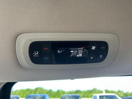 Fathom Blue Pearlcoat 2023 Chrysler Pacifica Touring L