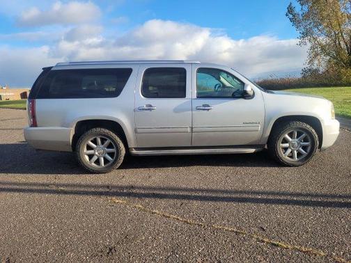 2012 GMC Yukon XL Denali