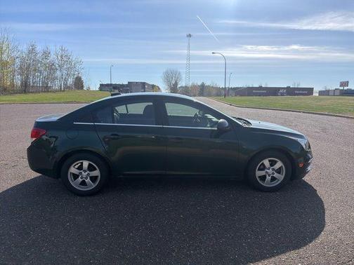 Rainforest Green Metallic 2015 Chevrolet Cruze 1LT