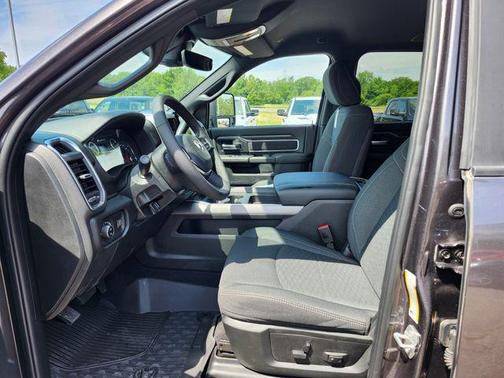 2025 RAM 2500 Big Horn Crew Cab 4x4 6'4' Box