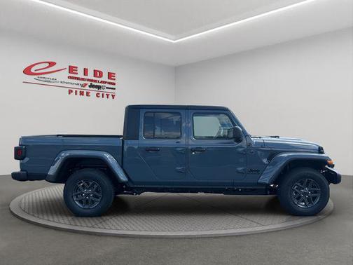 Anvil Clearcoat 2026 Jeep Gladiator Sport S