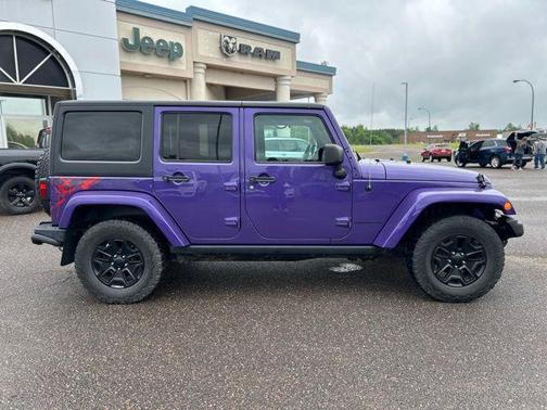 2016 Jeep Wrangler Unlimited Sahara