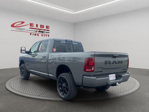 Ceramic Gray Clearcoat 2026 RAM 2500 Laramie Crew Cab 4x4 6'4' Box