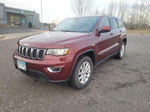 2022 Jeep Grand Cherokee Laredo