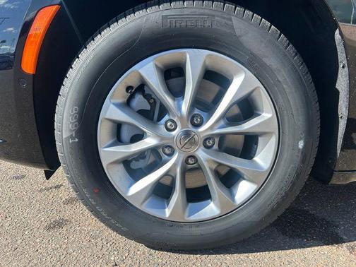 2025 Chrysler Pacifica L