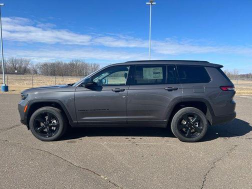 2025 Jeep Grand Cherokee L Altitude