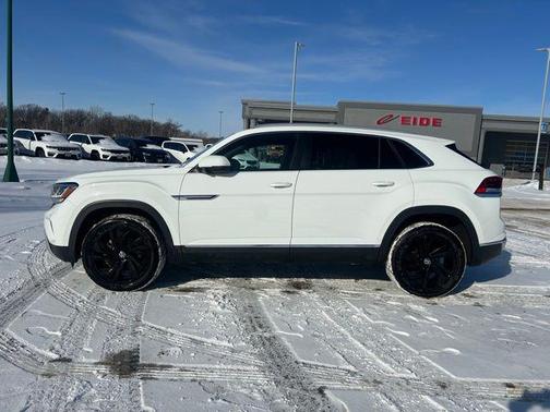 2022 Volkswagen Atlas Cross Sport 3.6L V6 SEL