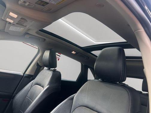 Agate Black Metallic 2020 Ford Escape Titanium