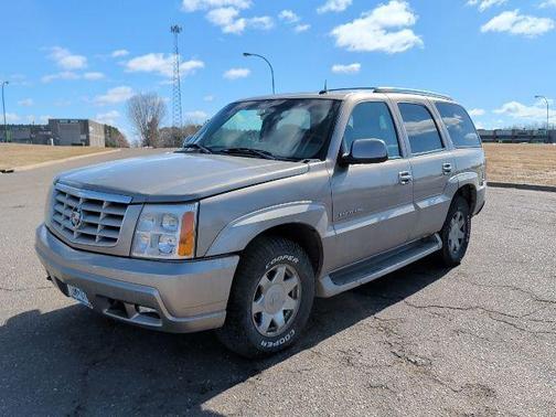 2003 Cadillac Escalade Base