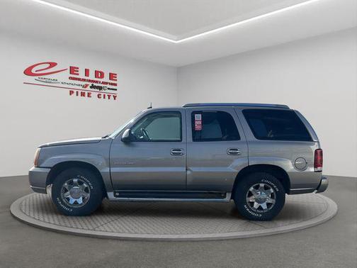 2003 Cadillac Escalade Base