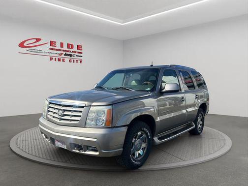 2003 Cadillac Escalade Base