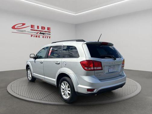 Bright Silver Metallic Clearcoat 2014 Dodge Journey SXT