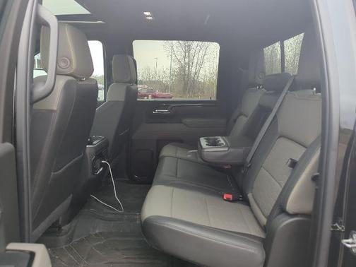 2024 Chevrolet Silverado 2500 4WD Crew Cab Standard Bed ZR2