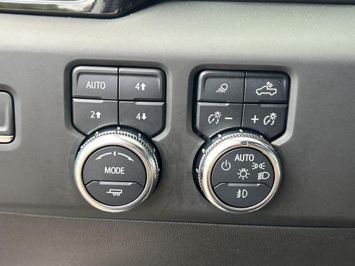 White Frost Tricoat 2023 GMC Sierra 1500 Denali