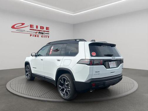 bright white clearcoat 2026 Jeep Cherokee Overland