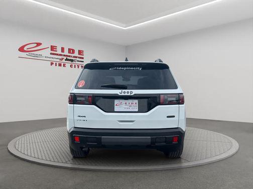 bright white clearcoat 2026 Jeep Cherokee Overland