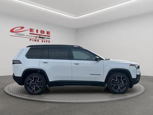 bright white clearcoat 2026 Jeep Cherokee Overland