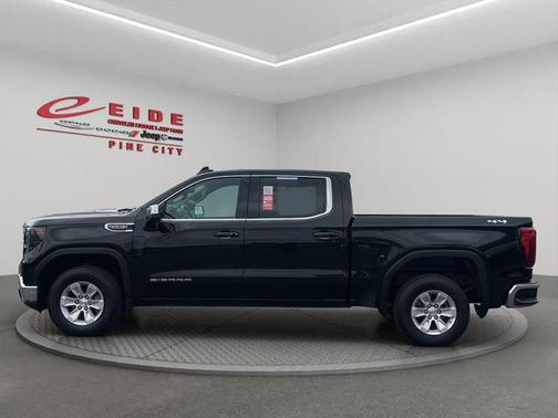 Onyx Black 2024 GMC Sierra 1500 SLE