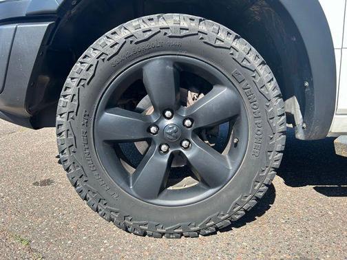 2019 RAM 1500 Classic Warlock Crew Cab 4x4 5'7' Box