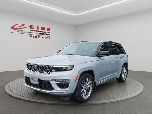 2023 Jeep Grand Cherokee Summit