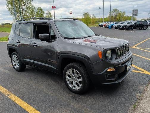 Granite Crystal Metallic Clearcoat 2017 Jeep Renegade Latitude