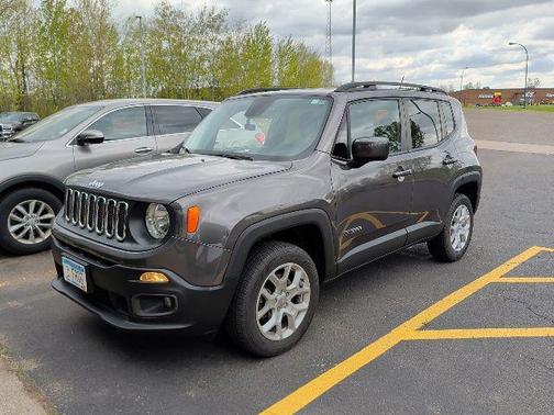 Granite Crystal Metallic Clearcoat 2017 Jeep Renegade Latitude