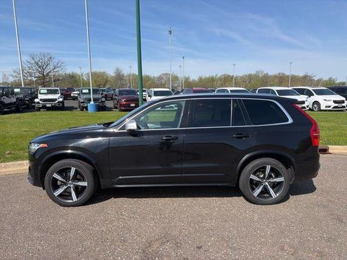 Onyx Black Metallic 2016 Volvo XC90 T6 R-Design