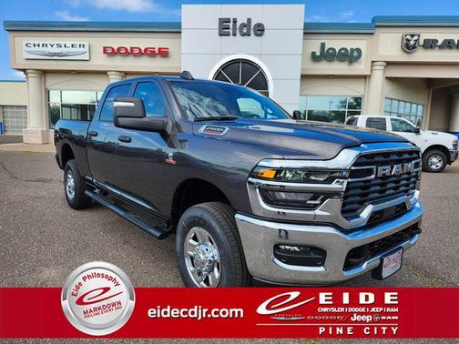 2025 RAM 2500 Tradesman Crew Cab 4x4 6'4' Box