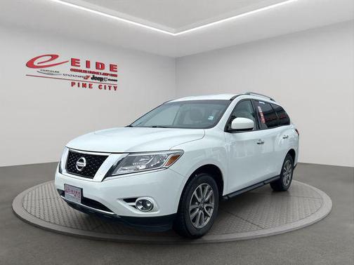 2015 Nissan Pathfinder SV