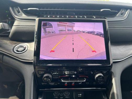 2025 Jeep Grand Cherokee 4xe Base