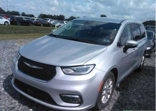 Silver Mist Clearcoat 2023 Chrysler Pacifica Touring L