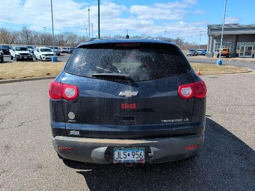 2010 Chevrolet Traverse LS