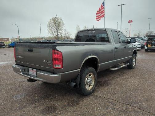 2005 Dodge Ram 2500 SLT Quad Cab