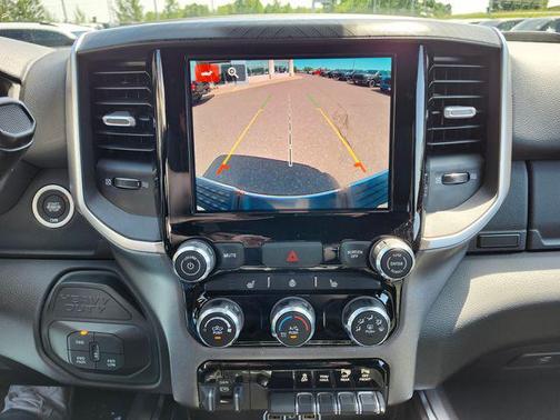 2025 RAM 3500 Big Horn Crew Cab 4x4 6'4' Box
