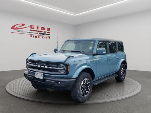 2023 Ford Bronco Outer Banks