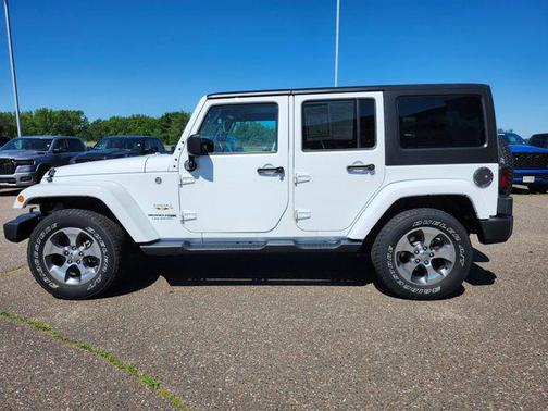 2018 Jeep Wrangler JK Unlimited Sahara