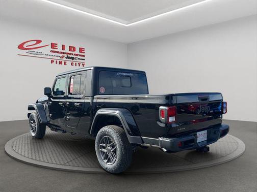 Black Clearcoat 2026 Jeep Gladiator Sport S