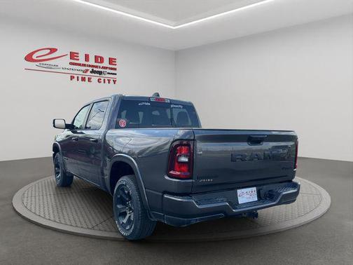 Granite Crystal Metallic Clearcoat 2026 RAM 1500 Big Horn/Lone Star