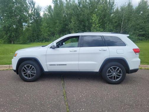 Bright White Clearcoat 2017 Jeep Grand Cherokee Limited